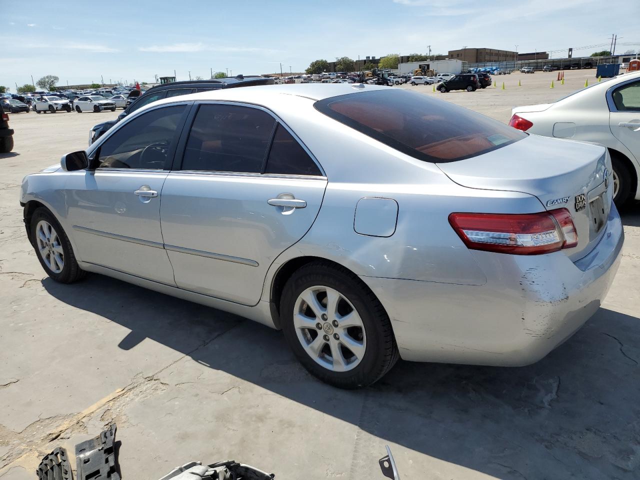 Photo 1 VIN: 4T4BF3EK2BR168528 - TOYOTA CAMRY 