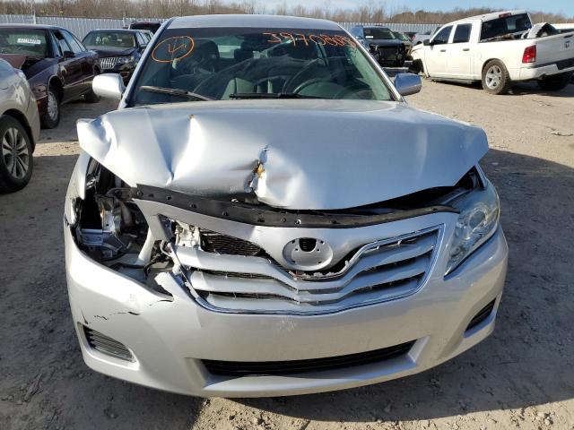 Photo 4 VIN: 4T4BF3EK2BR168755 - TOYOTA CAMRY 