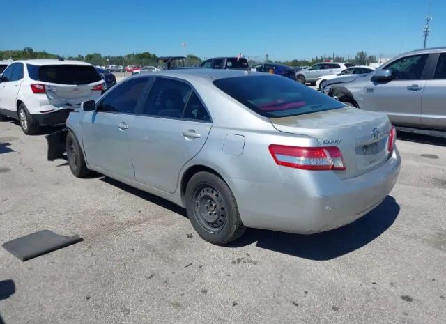 Photo 2 VIN: 4T4BF3EK2BR169114 - TOYOTA CAMRY 