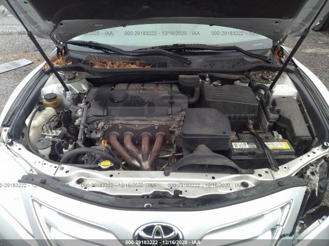 Photo 9 VIN: 4T4BF3EK2BR171672 - TOYOTA CAMRY 