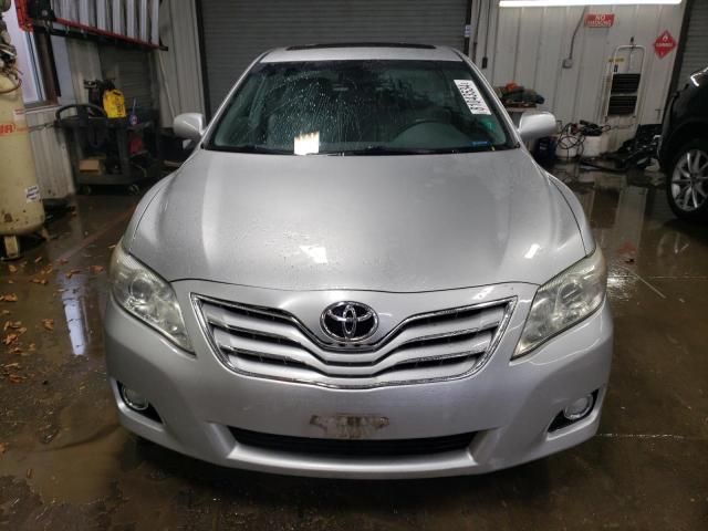 Photo 4 VIN: 4T4BF3EK2BR172756 - TOYOTA CAMRY BASE 