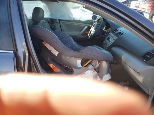 Photo 4 VIN: 4T4BF3EK2BR174457 - TOYOTA CAMRY 