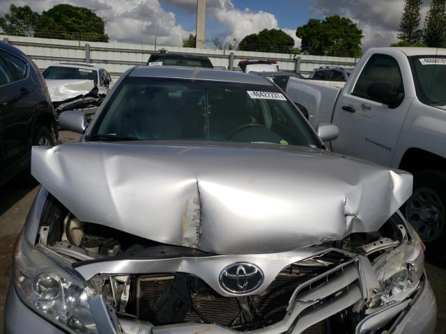 Photo 6 VIN: 4T4BF3EK2BR187063 - TOYOTA CAMRY BASE 