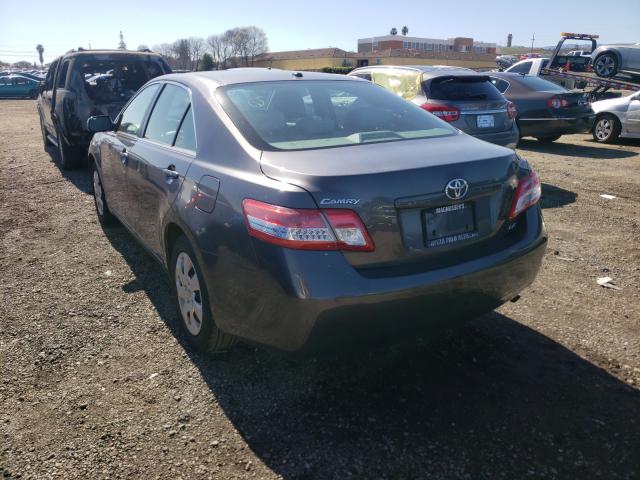 Photo 2 VIN: 4T4BF3EK2BR187421 - TOYOTA CAMRY BASE 