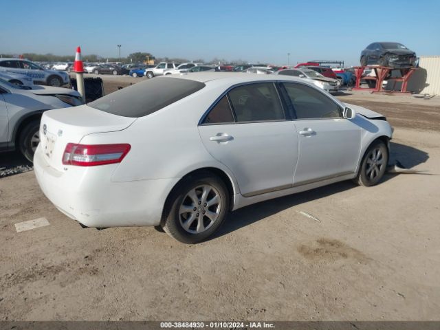 Photo 3 VIN: 4T4BF3EK2BR199925 - TOYOTA CAMRY 