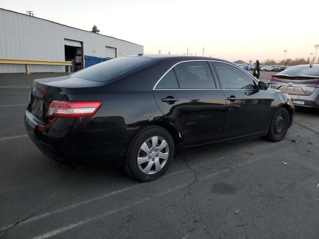 Photo 2 VIN: 4T4BF3EK2BR203102 - TOYOTA CAMRY BASE 