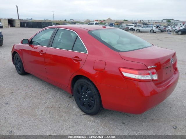 Photo 2 VIN: 4T4BF3EK2BR205724 - TOYOTA CAMRY 