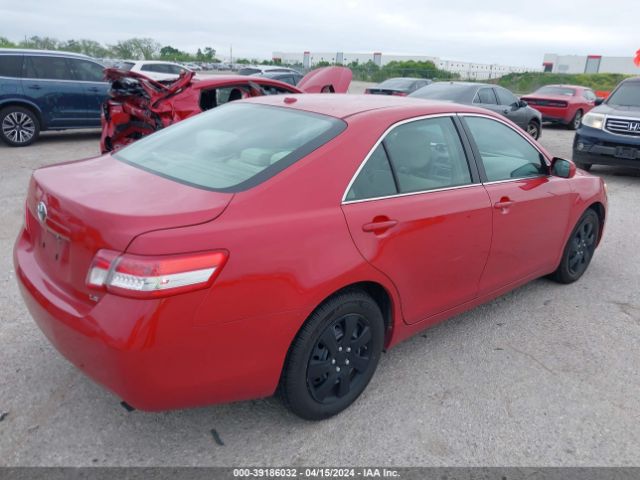 Photo 3 VIN: 4T4BF3EK2BR205724 - TOYOTA CAMRY 