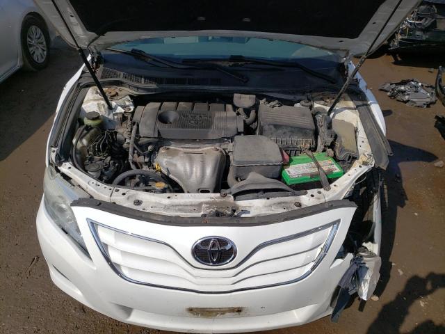 Photo 10 VIN: 4T4BF3EK2BR206517 - TOYOTA CAMRY BASE 