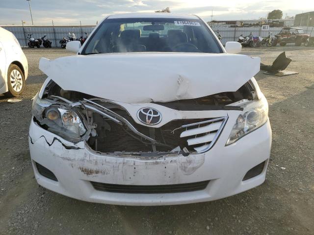 Photo 4 VIN: 4T4BF3EK2BR209515 - TOYOTA CAMRY 