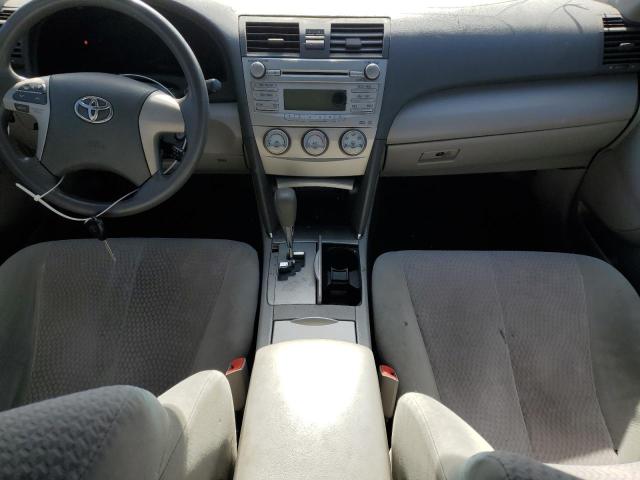 Photo 8 VIN: 4T4BF3EK2BR217811 - TOYOTA CAMRY BASE 