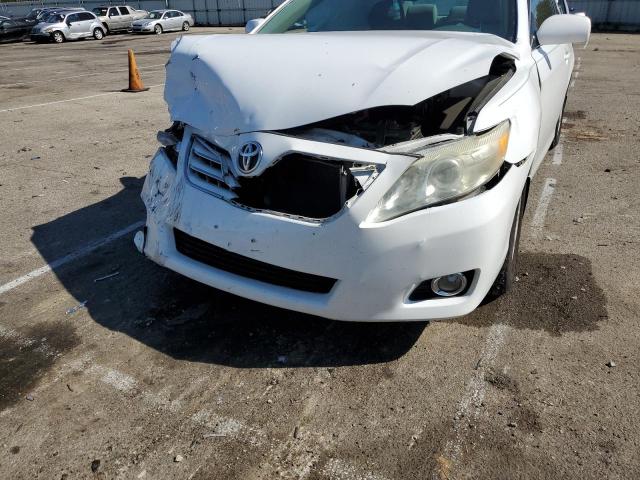 Photo 8 VIN: 4T4BF3EK3AR011220 - TOYOTA CAMRY BASE 