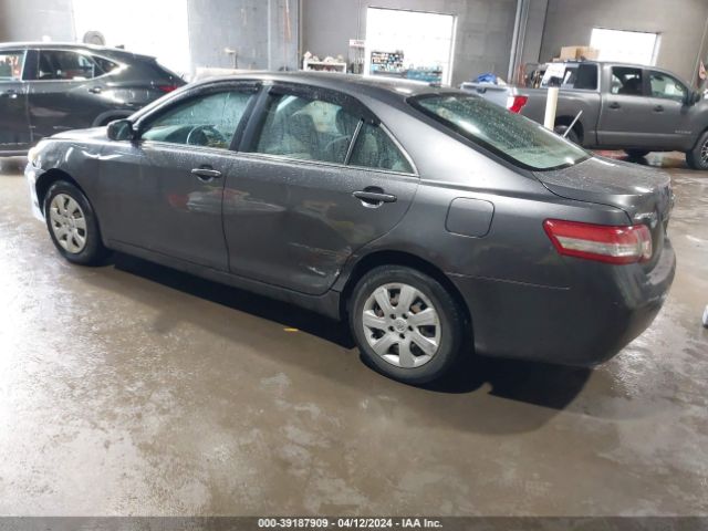 Photo 2 VIN: 4T4BF3EK3AR032293 - TOYOTA CAMRY 