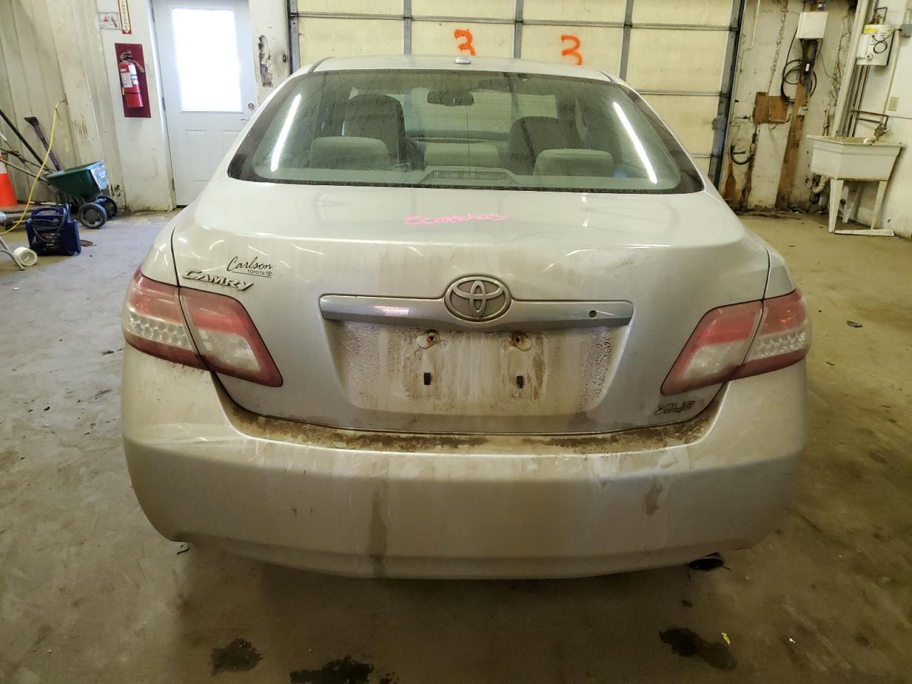 Photo 5 VIN: 4T4BF3EK3AR043696 - TOYOTA CAMRY 