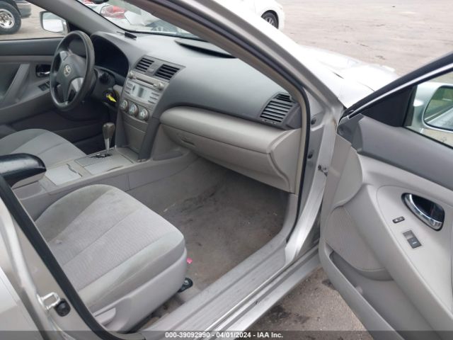 Photo 4 VIN: 4T4BF3EK3AR050874 - TOYOTA CAMRY 