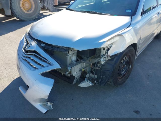 Photo 5 VIN: 4T4BF3EK3AR054729 - TOYOTA CAMRY 