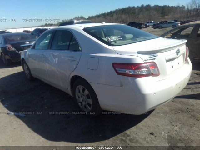 Photo 2 VIN: 4T4BF3EK3AR070400 - TOYOTA CAMRY 