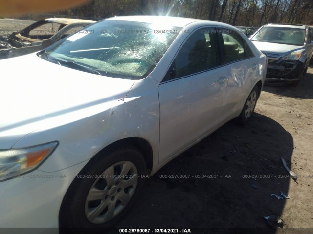 Photo 5 VIN: 4T4BF3EK3AR070400 - TOYOTA CAMRY 