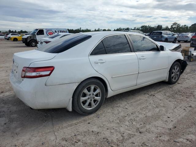 Photo 2 VIN: 4T4BF3EK3BR099848 - TOYOTA CAMRY BASE 