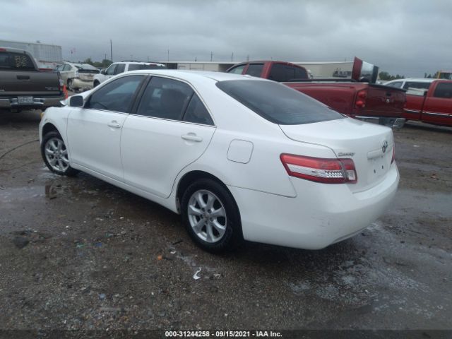 Photo 2 VIN: 4T4BF3EK3BR101503 - TOYOTA CAMRY 