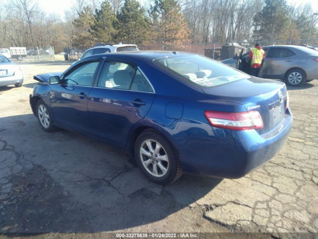 Photo 2 VIN: 4T4BF3EK3BR105535 - TOYOTA CAMRY 