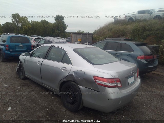 Photo 2 VIN: 4T4BF3EK3BR107690 - TOYOTA CAMRY 