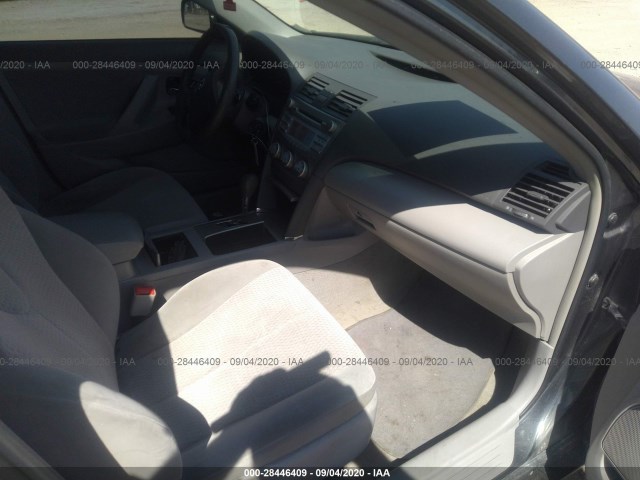 Photo 4 VIN: 4T4BF3EK3BR123579 - TOYOTA CAMRY 