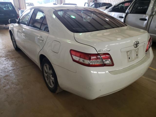 Photo 2 VIN: 4T4BF3EK3BR124604 - TOYOTA CAMRY BASE 