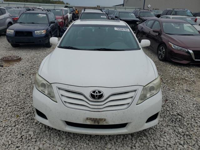 Photo 4 VIN: 4T4BF3EK3BR128393 - TOYOTA CAMRY 