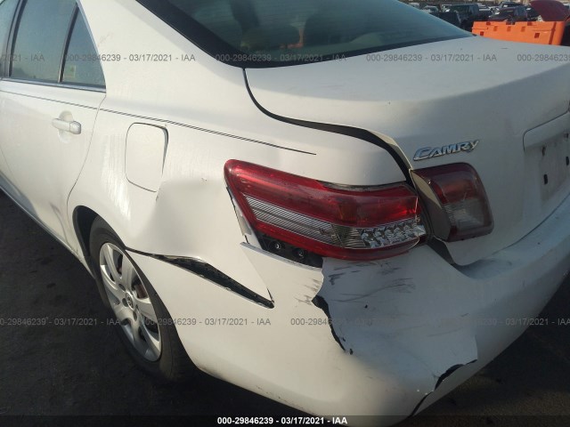 Photo 5 VIN: 4T4BF3EK3BR147297 - TOYOTA CAMRY 