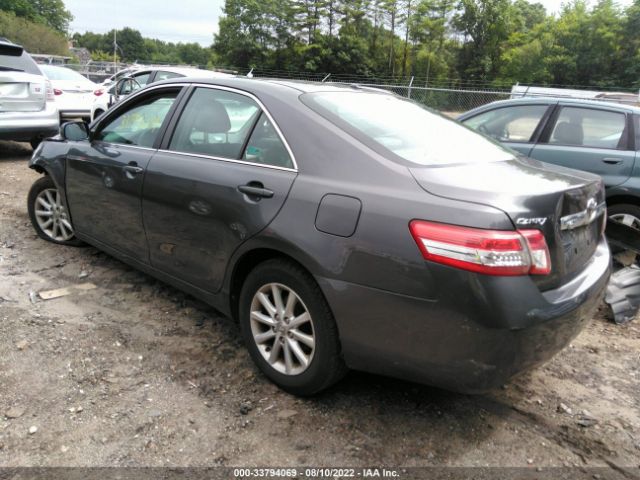 Photo 2 VIN: 4T4BF3EK3BR167677 - TOYOTA CAMRY 