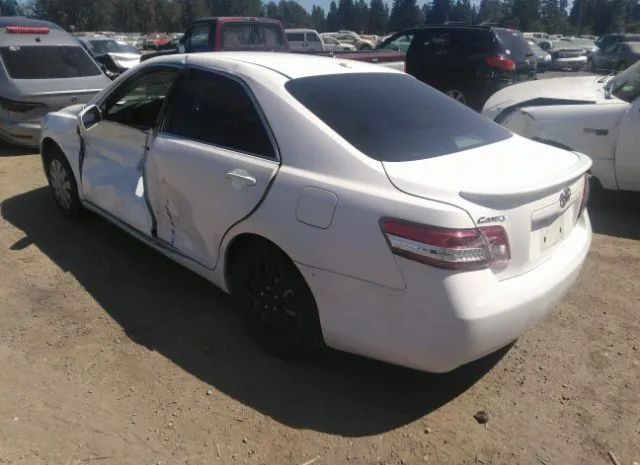 Photo 2 VIN: 4T4BF3EK3BR172233 - TOYOTA CAMRY 