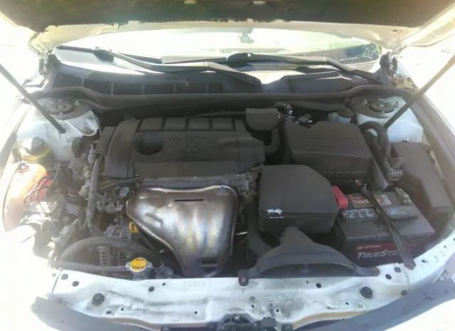 Photo 9 VIN: 4T4BF3EK3BR172233 - TOYOTA CAMRY 