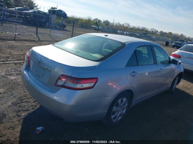 Photo 3 VIN: 4T4BF3EK3BR184950 - TOYOTA CAMRY 