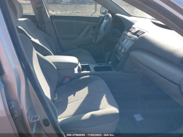 Photo 4 VIN: 4T4BF3EK3BR184950 - TOYOTA CAMRY 