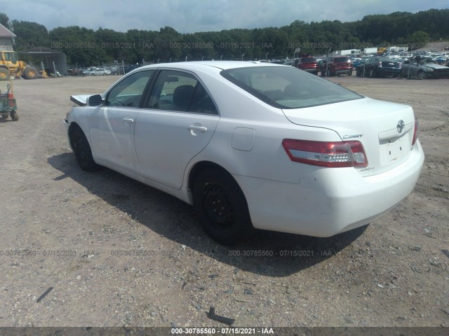 Photo 2 VIN: 4T4BF3EK3BR205313 - TOYOTA CAMRY 