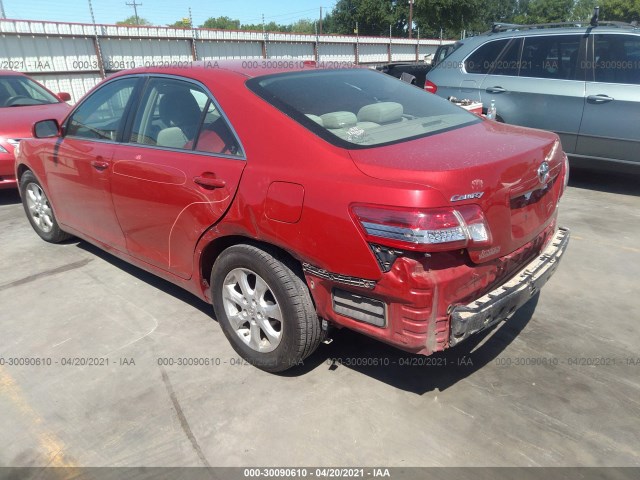 Photo 2 VIN: 4T4BF3EK3BR210074 - TOYOTA CAMRY 