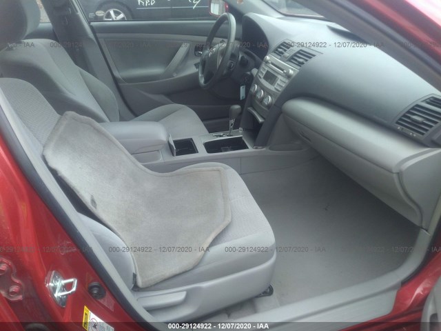 Photo 4 VIN: 4T4BF3EK4AR016975 - TOYOTA CAMRY 