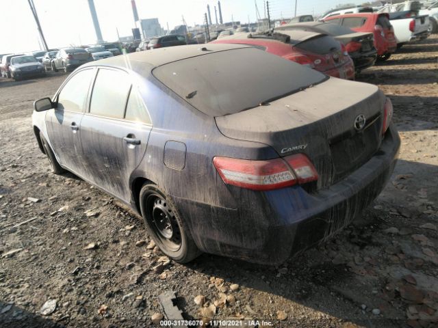 Photo 2 VIN: 4T4BF3EK4AR017351 - TOYOTA CAMRY 