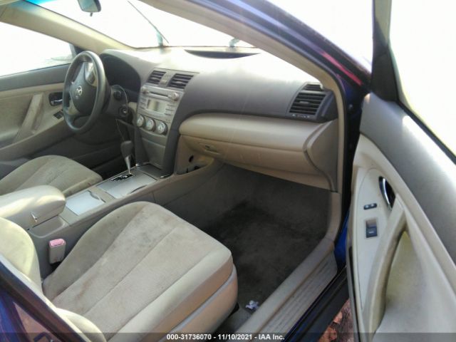 Photo 4 VIN: 4T4BF3EK4AR017351 - TOYOTA CAMRY 