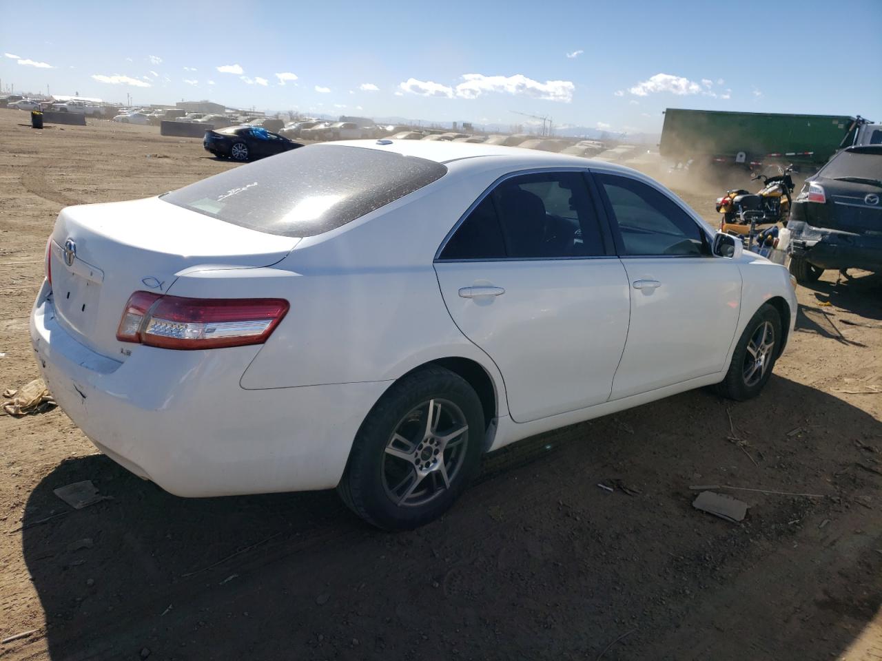 Photo 2 VIN: 4T4BF3EK4AR021240 - TOYOTA CAMRY 