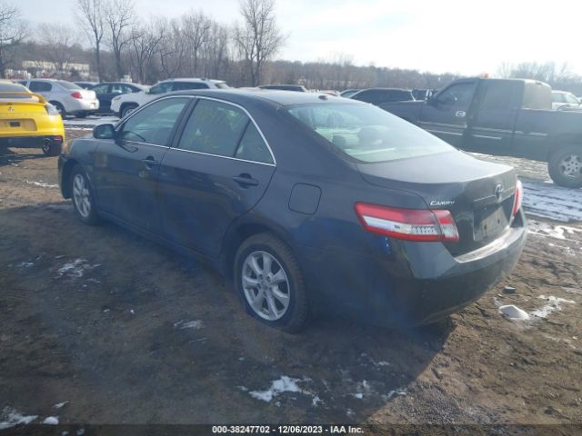 Photo 2 VIN: 4T4BF3EK4AR067583 - TOYOTA CAMRY 