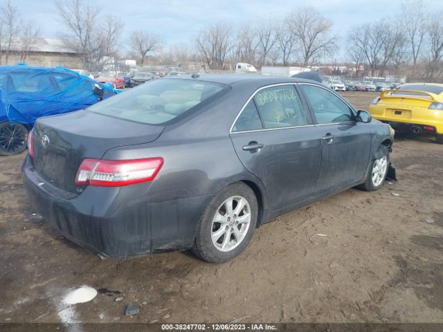 Photo 3 VIN: 4T4BF3EK4AR067583 - TOYOTA CAMRY 