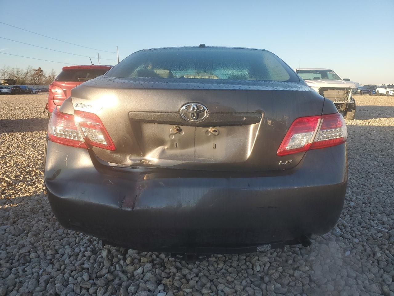 Photo 5 VIN: 4T4BF3EK4AR068588 - TOYOTA CAMRY 