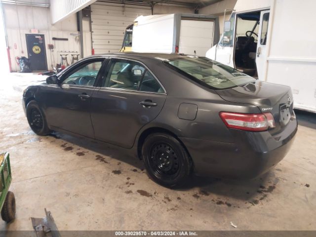 Photo 2 VIN: 4T4BF3EK4AR070048 - TOYOTA CAMRY 