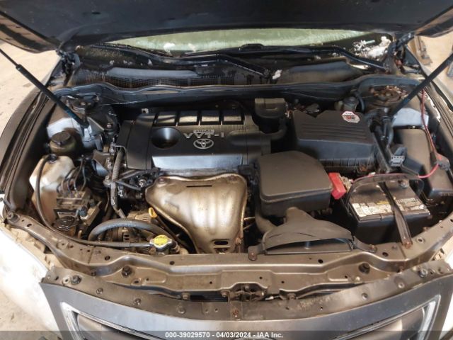 Photo 9 VIN: 4T4BF3EK4AR070048 - TOYOTA CAMRY 