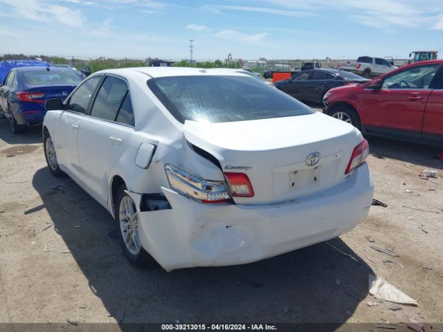 Photo 2 VIN: 4T4BF3EK4AR074763 - TOYOTA CAMRY 