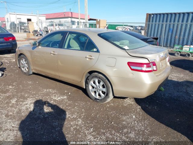 Photo 2 VIN: 4T4BF3EK4AR082913 - TOYOTA CAMRY 