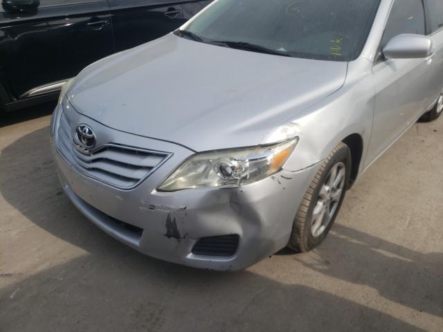 Photo 8 VIN: 4T4BF3EK4AR083883 - TOYOTA CAMRY BASE 