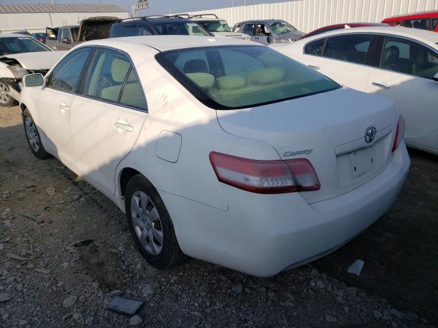 Photo 2 VIN: 4T4BF3EK4BR088938 - TOYOTA CAMRY BASE 